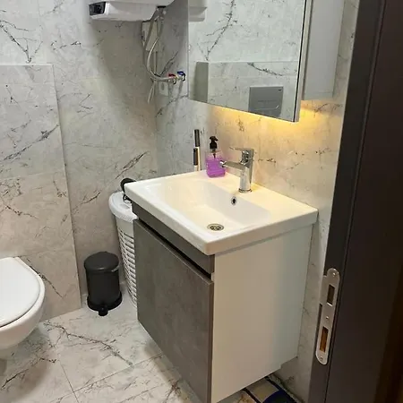 Apartment Fully Luxry With Swimming Pool
